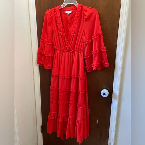 Alexis tiered maxi dress - Picture 4 of 11